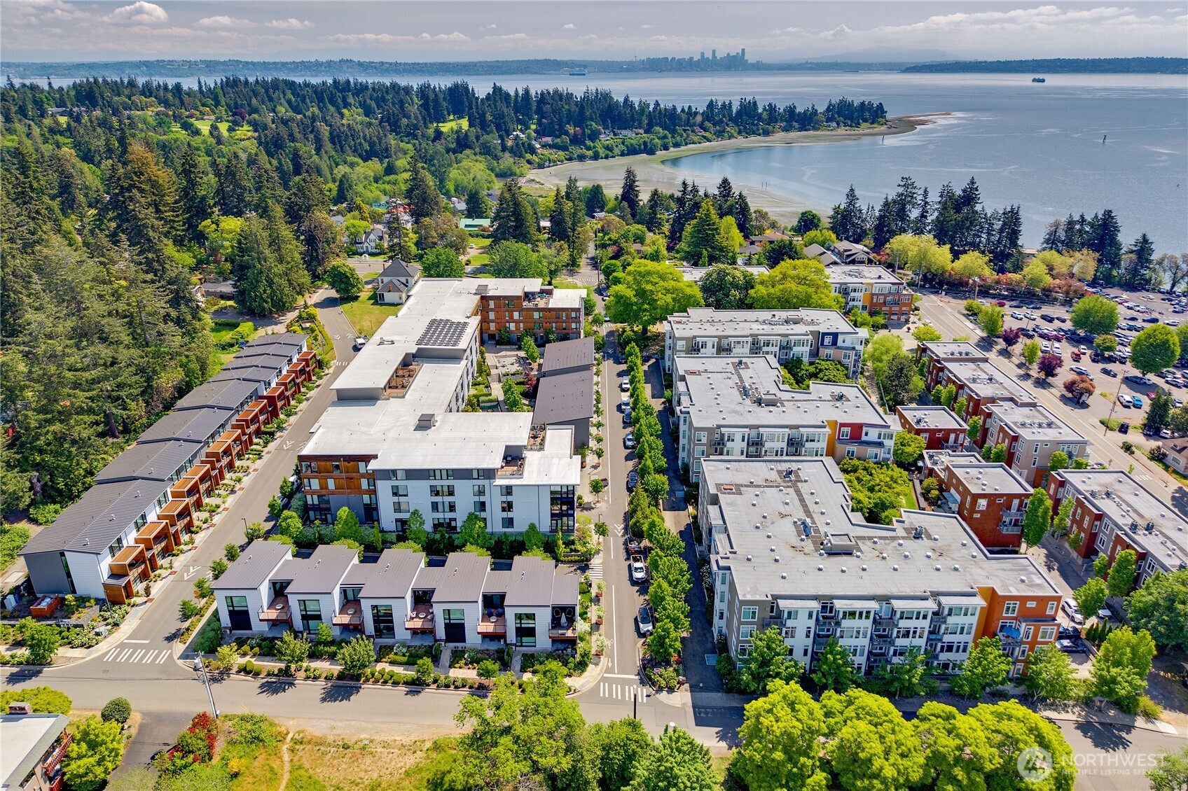 227 Ebi Lane NE, Bainbridge Island, WA 98110