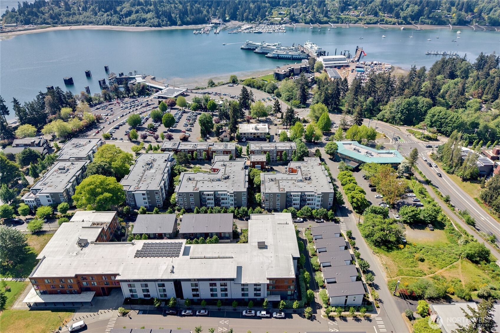 227 Ebi Lane NE, Bainbridge Island, WA 98110