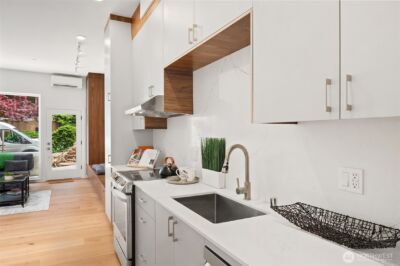 633 13th Avenue E, Seattle, WA 98102 - Photo 11