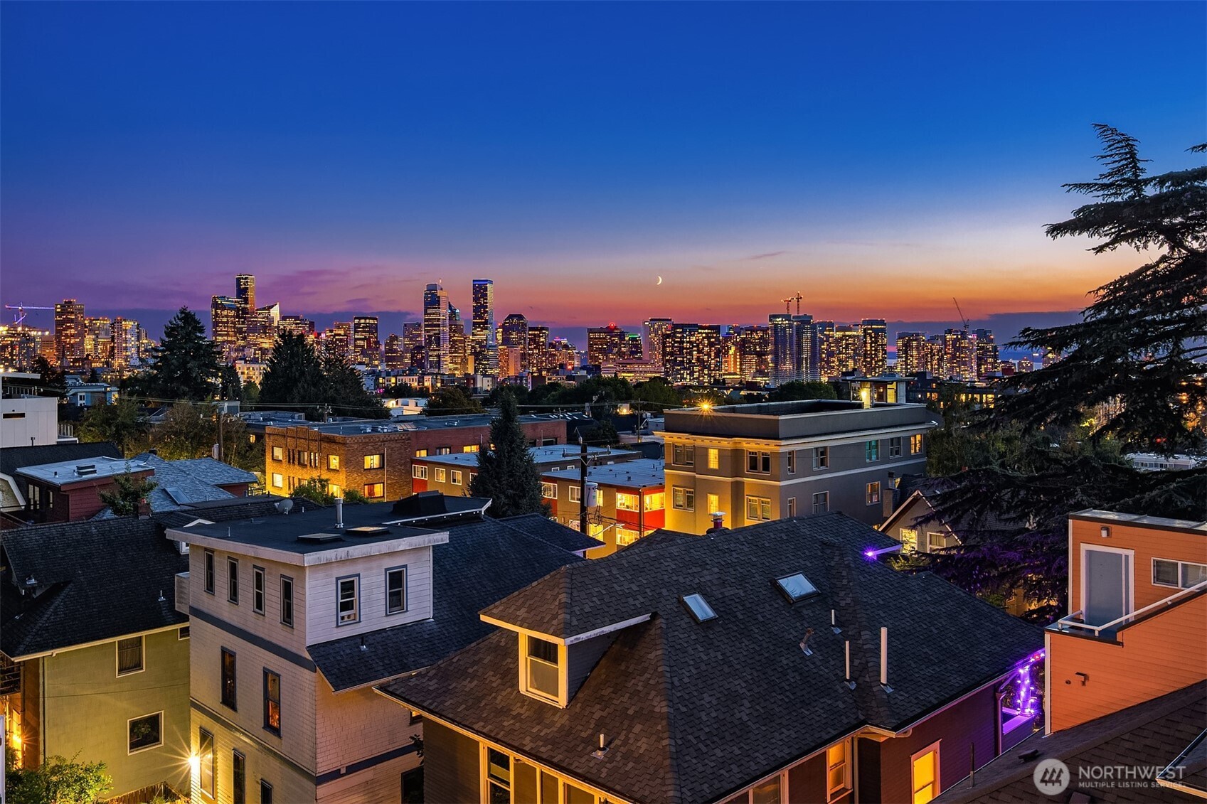 633 13th Avenue E, Seattle, WA 98102