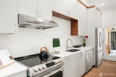 633 13th Avenue E, Seattle, WA 98102 - Photo 10