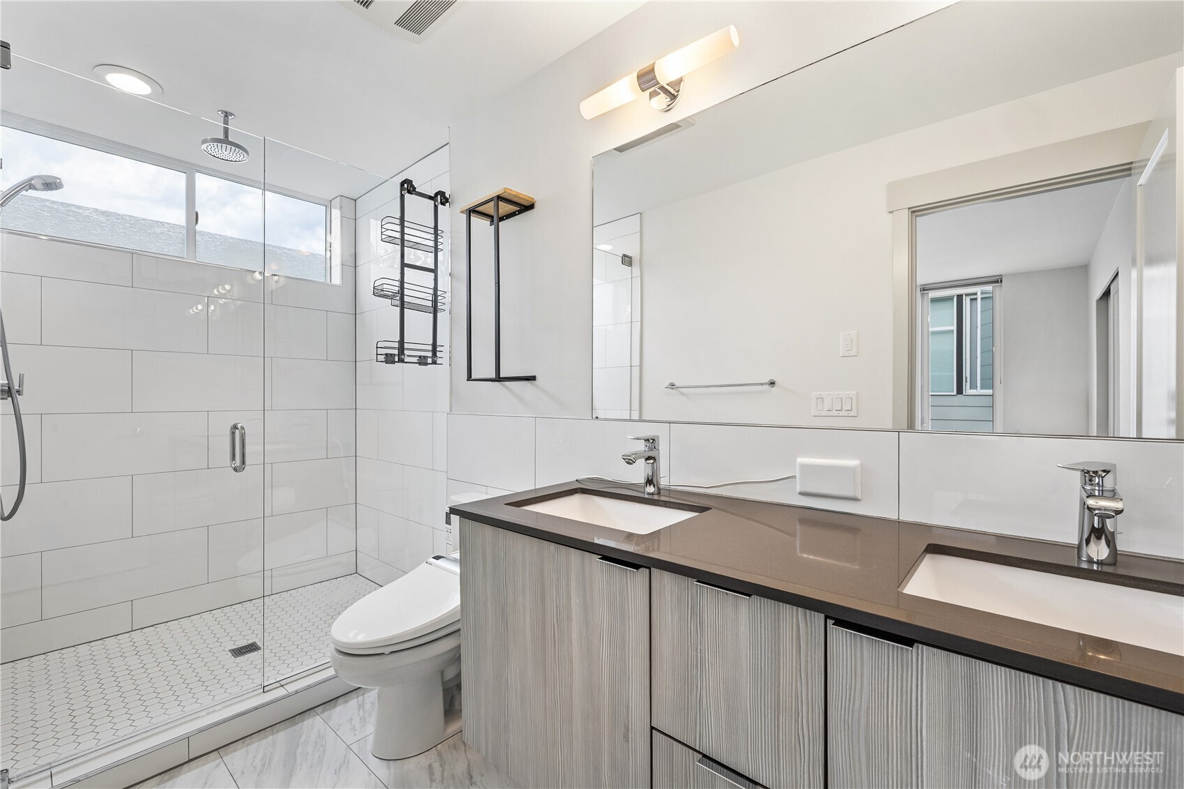 9043 C Mary Avenue NW, Seattle, WA 98117