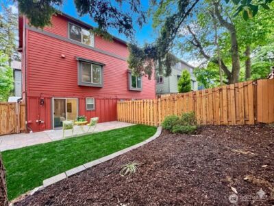 2138 N 113th Street #B, Seattle, WA 98133 - Photo 2