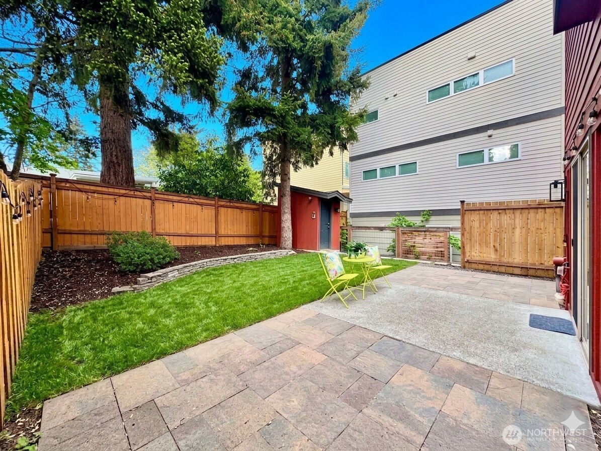 2138 N 113th Street #B, Seattle, WA 98133