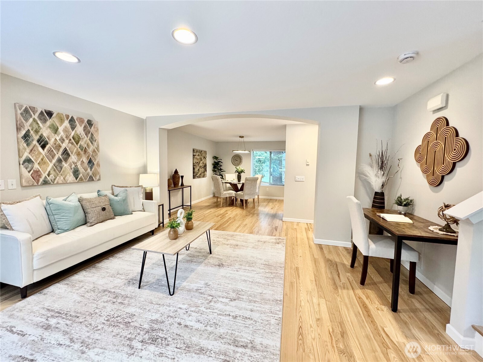 2138 N 113th Street #B, Seattle, WA 98133