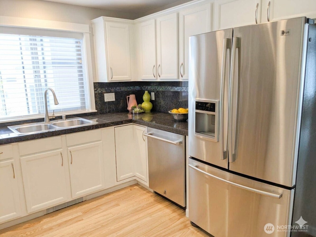 2138 N 113th Street #B, Seattle, WA 98133