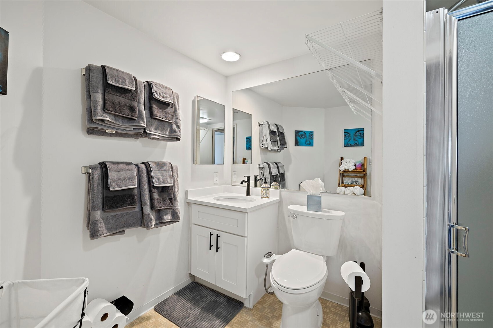 1415 2nd Avenue #1404, Seattle, WA 98101