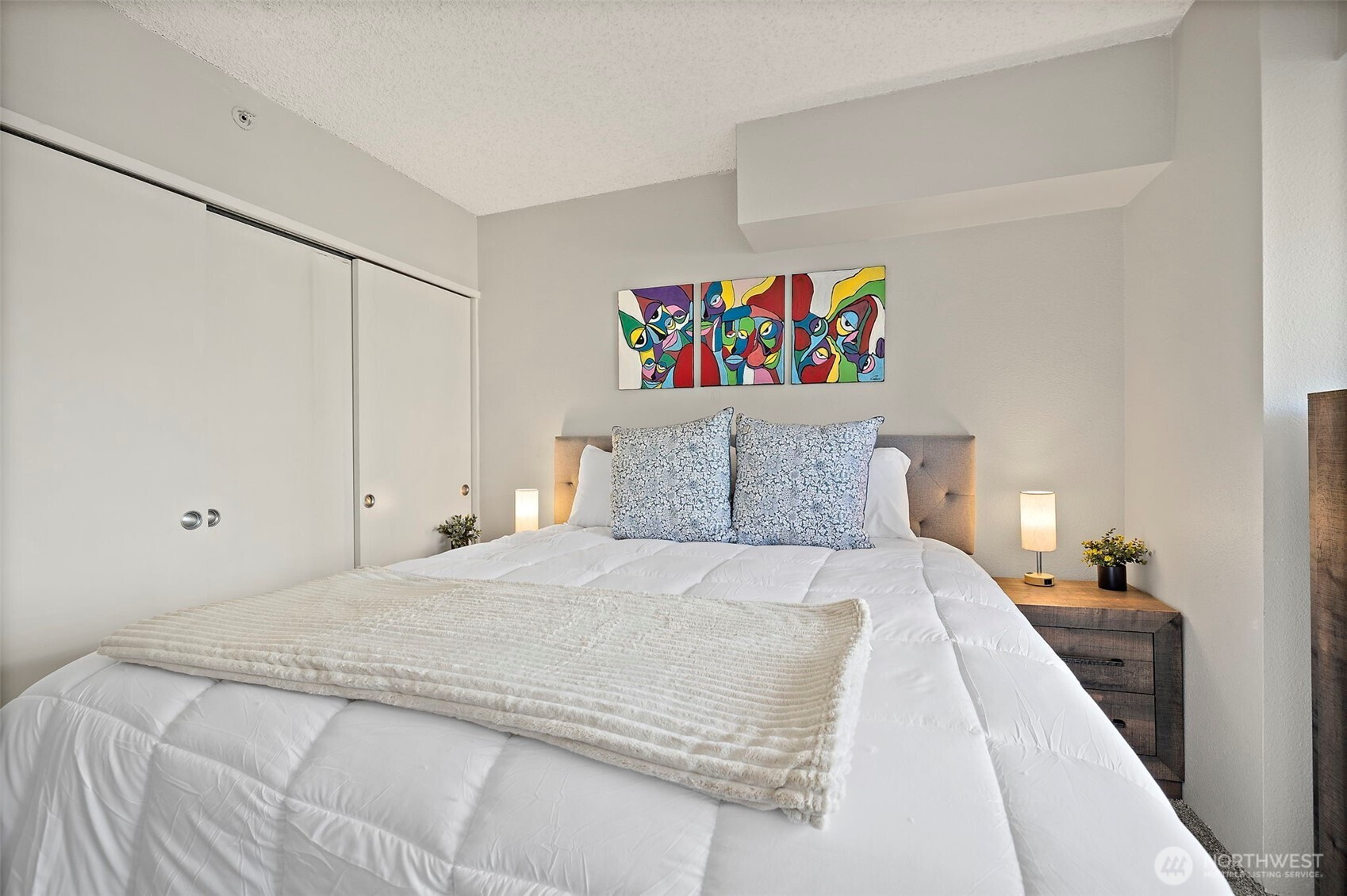 1415 2nd Avenue #1404, Seattle, WA 98101