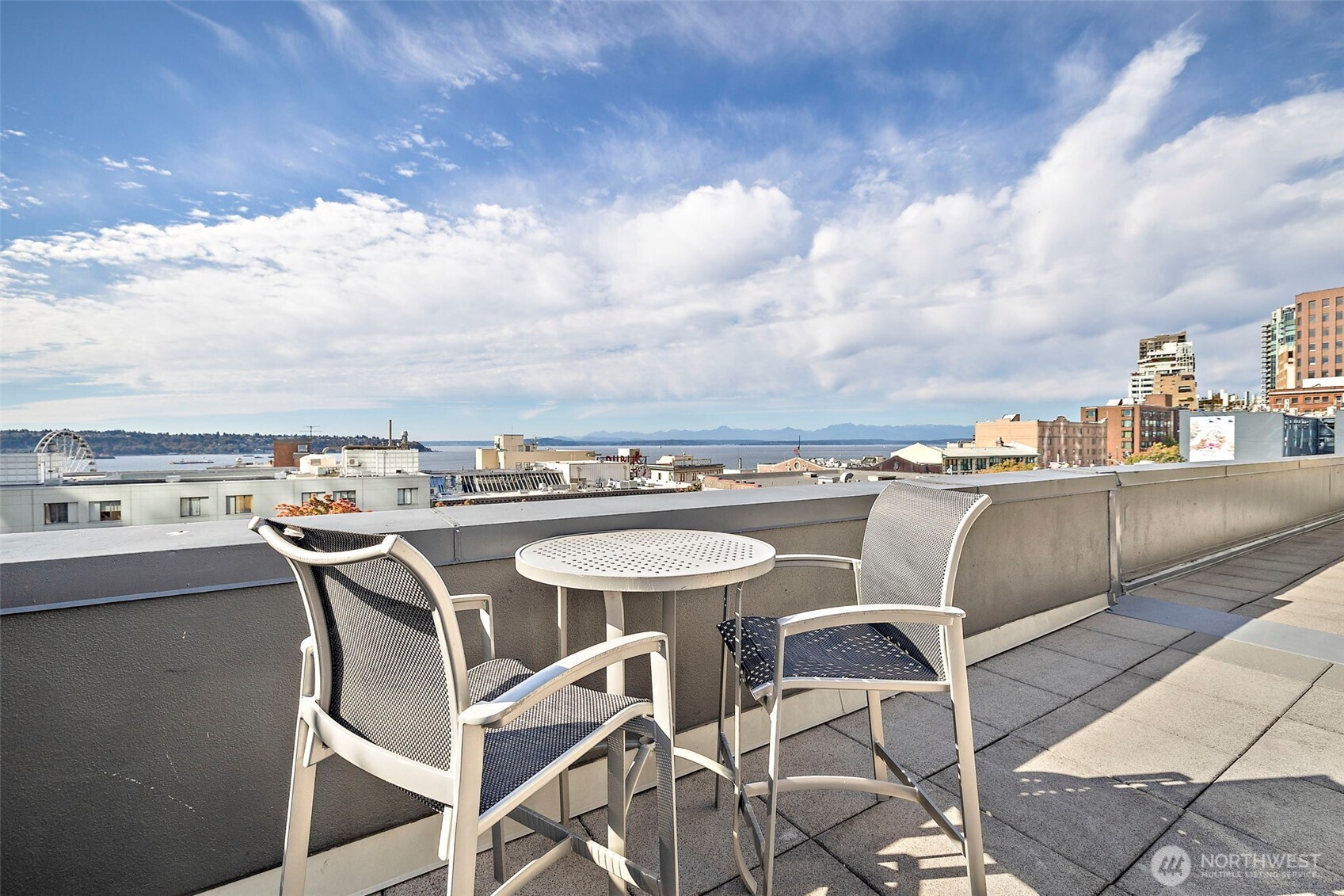 1415 2nd Avenue #1404, Seattle, WA 98101