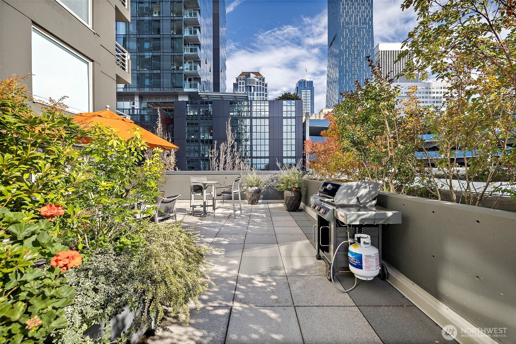 1415 2nd Avenue #1404, Seattle, WA 98101