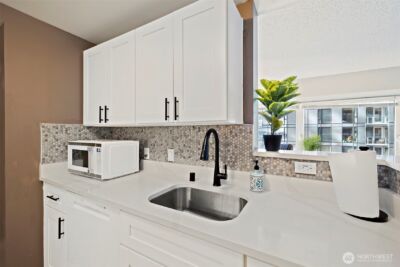 1415 2nd Avenue #1404, Seattle, WA 98101 - Photo 6