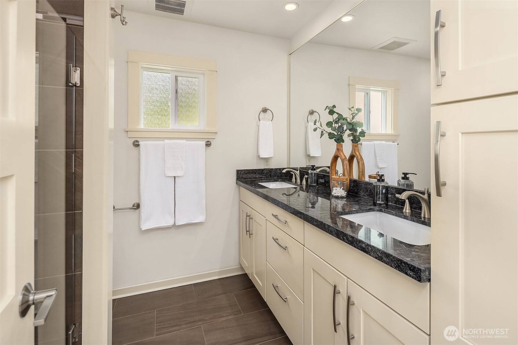 1131 19th Avenue E, Seattle, WA 98112