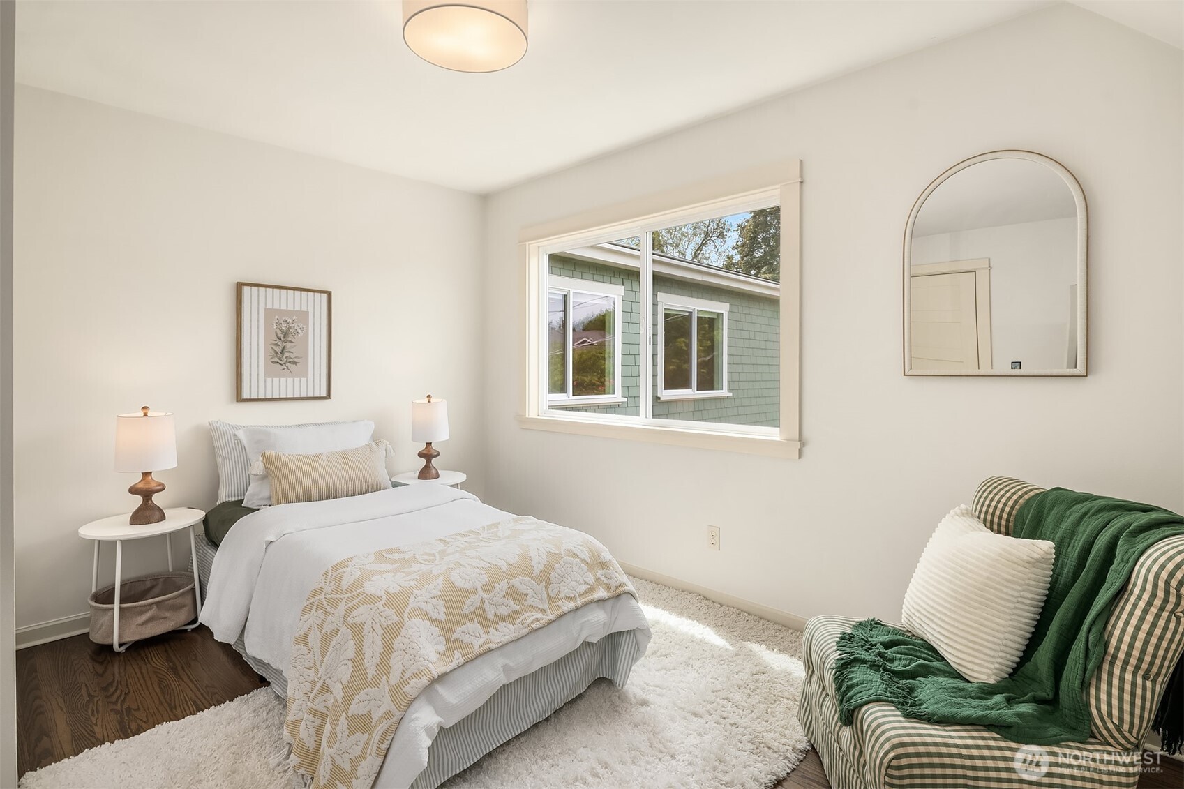 1131 19th Avenue E, Seattle, WA 98112