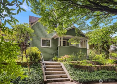 1131 19th Avenue E, Seattle, WA 98112 - Photo 2