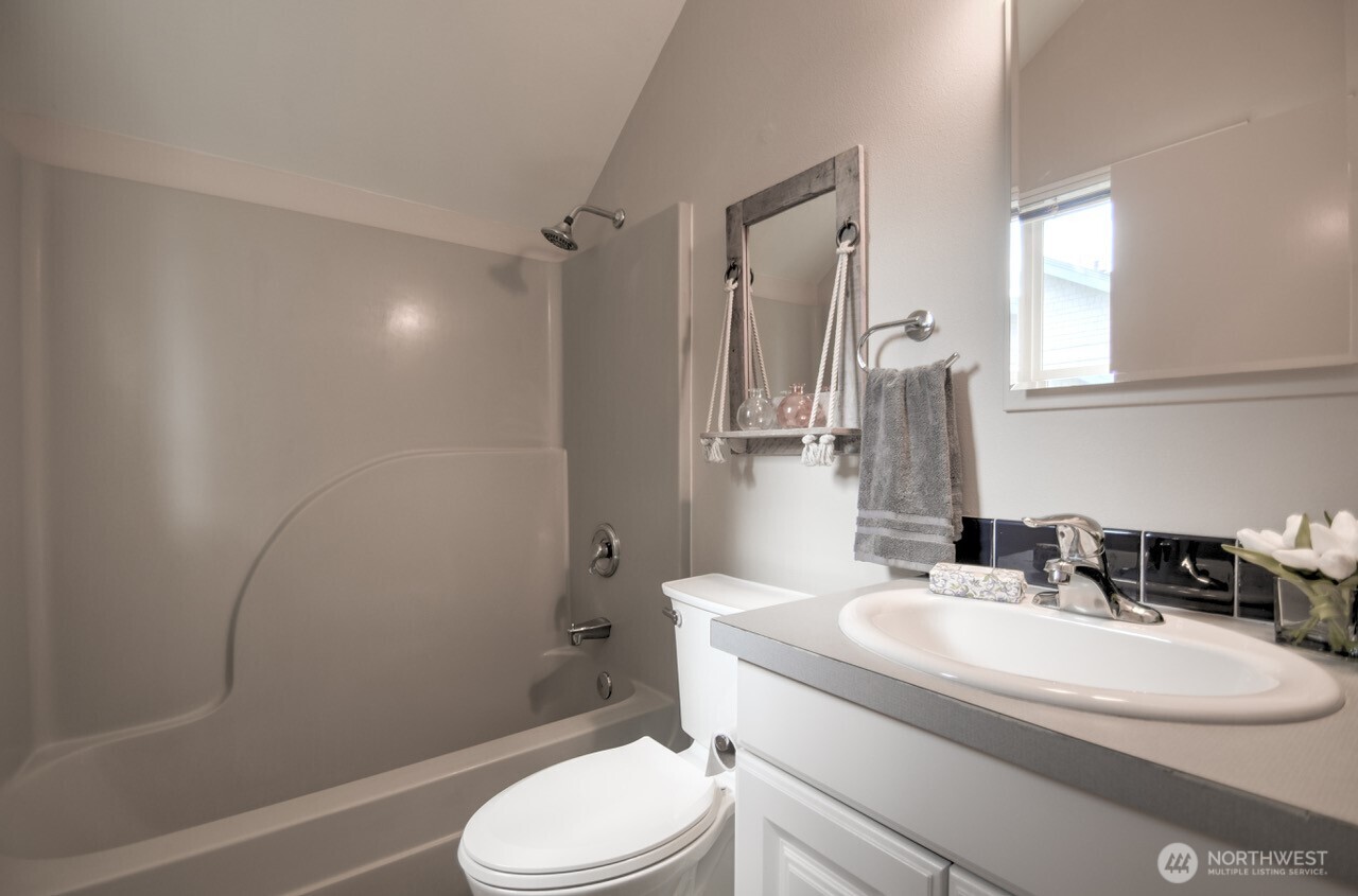 1406 Eskridge Boulevard SE, Olympia, WA 98501