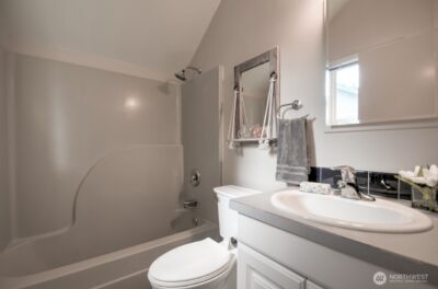 1406 Eskridge Boulevard SE, Olympia, WA 98501 - Photo 15