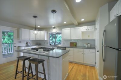 1406 Eskridge Boulevard SE, Olympia, WA 98501 - Photo 7