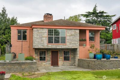 10820 Lake Ridge Drive S, Seattle, WA 98178 - Photo 2