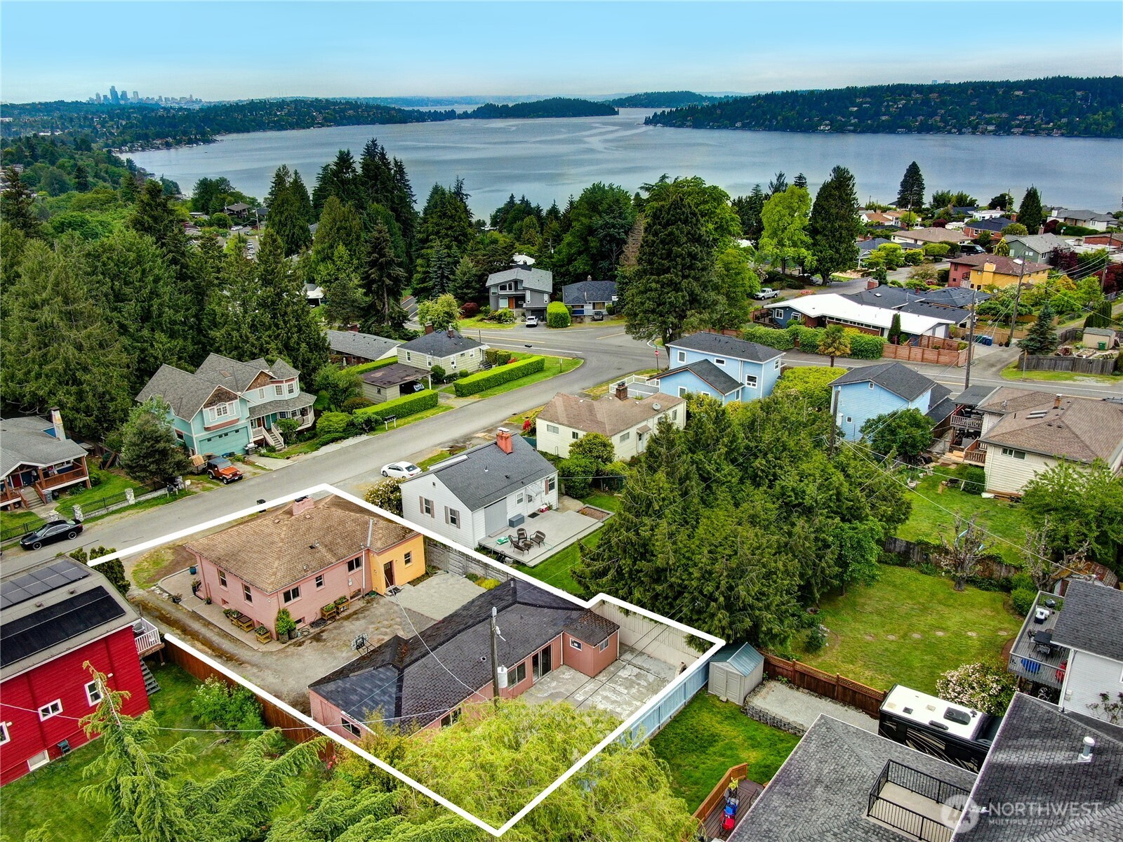 10820 Lake Ridge Drive S, Seattle, WA 98178