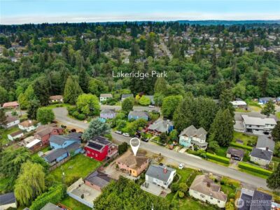 10820 Lake Ridge Drive S, Seattle, WA 98178 - Photo 30