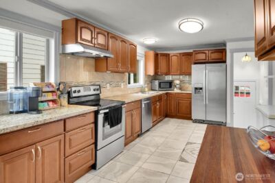 10820 Lake Ridge Drive S, Seattle, WA 98178 - Photo 10