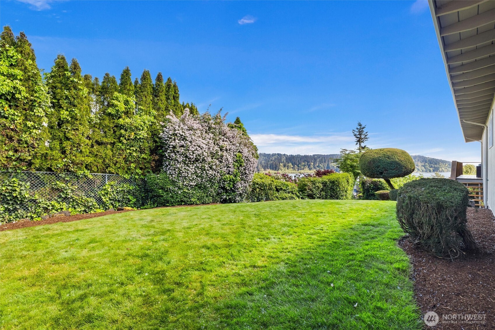 18014 58th Ave NE , Kenmore, WA 98028