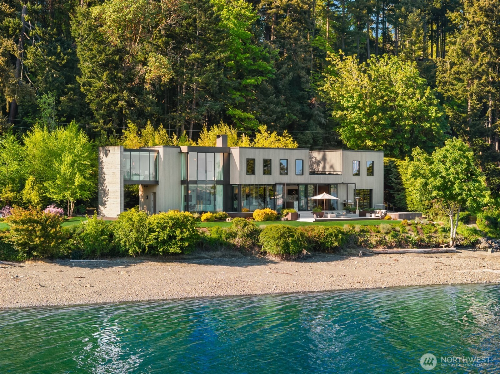 10555 NE Seaborn Road , Bainbridge Island, WA 98110