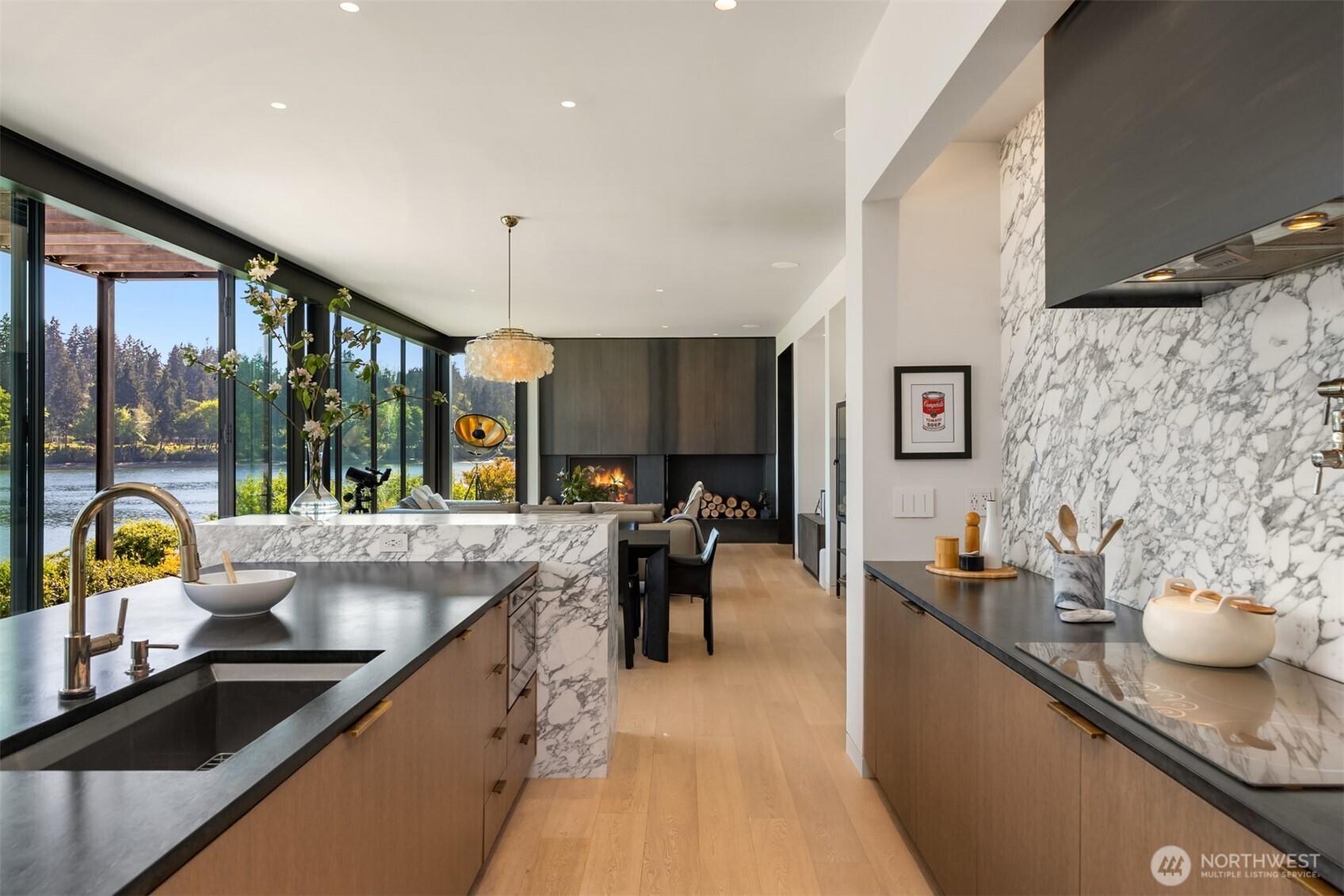 10555 NE Seaborn Road , Bainbridge Island, WA 98110