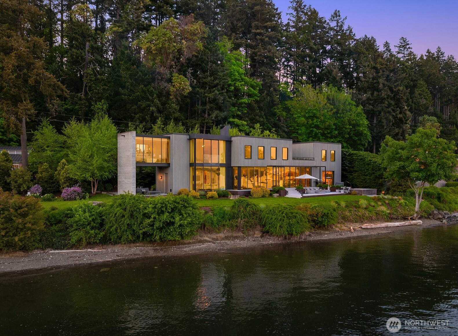 10555 NE Seaborn Road , Bainbridge Island, WA 98110