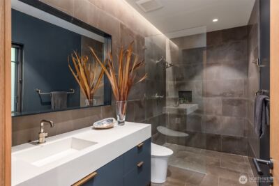 10555 NE Seaborn Road , Bainbridge Island, WA 98110 - Photo 23