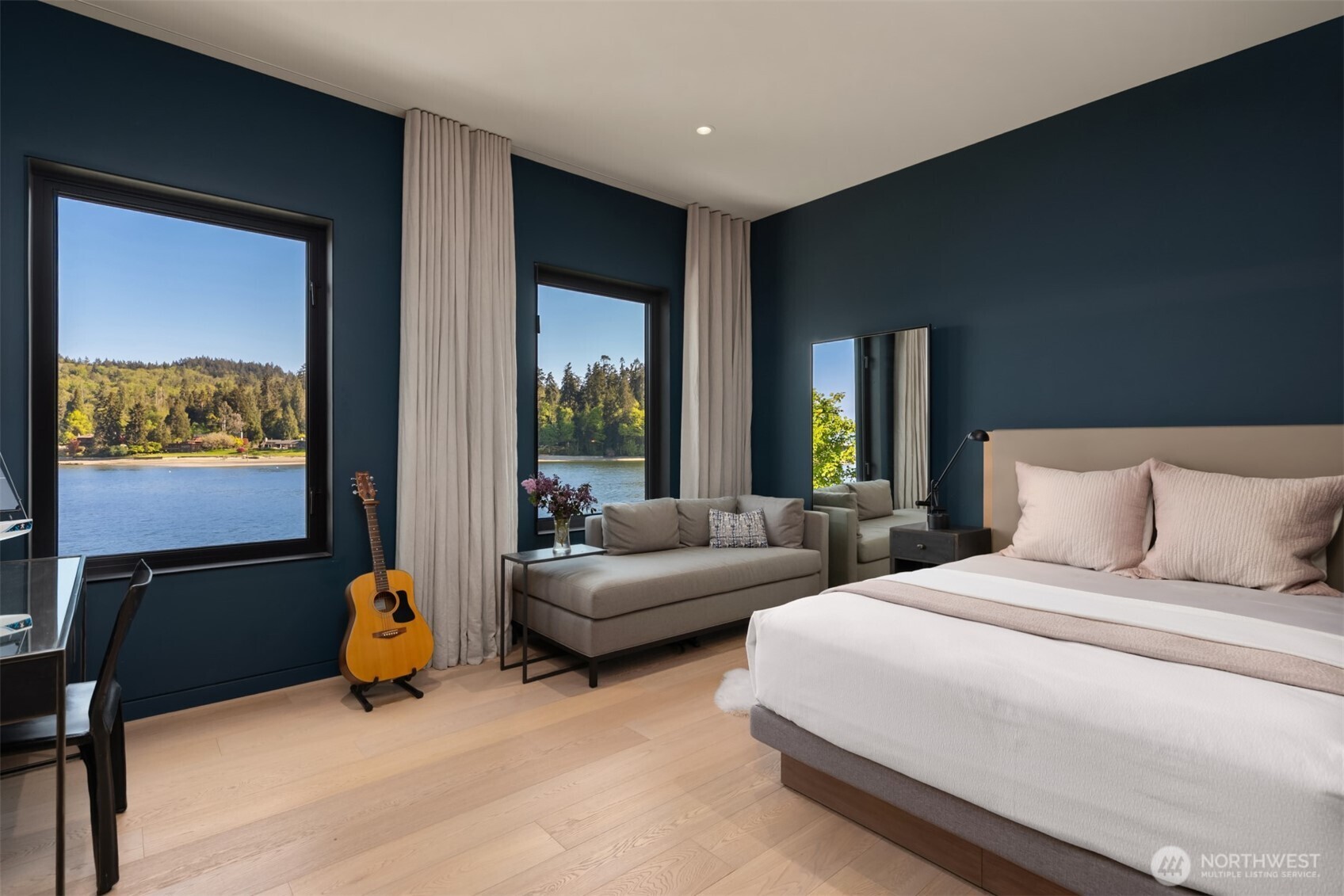 10555 NE Seaborn Road , Bainbridge Island, WA 98110