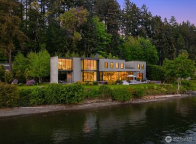 10555 NE Seaborn Road , Bainbridge Island, WA 98110 - Photo 3