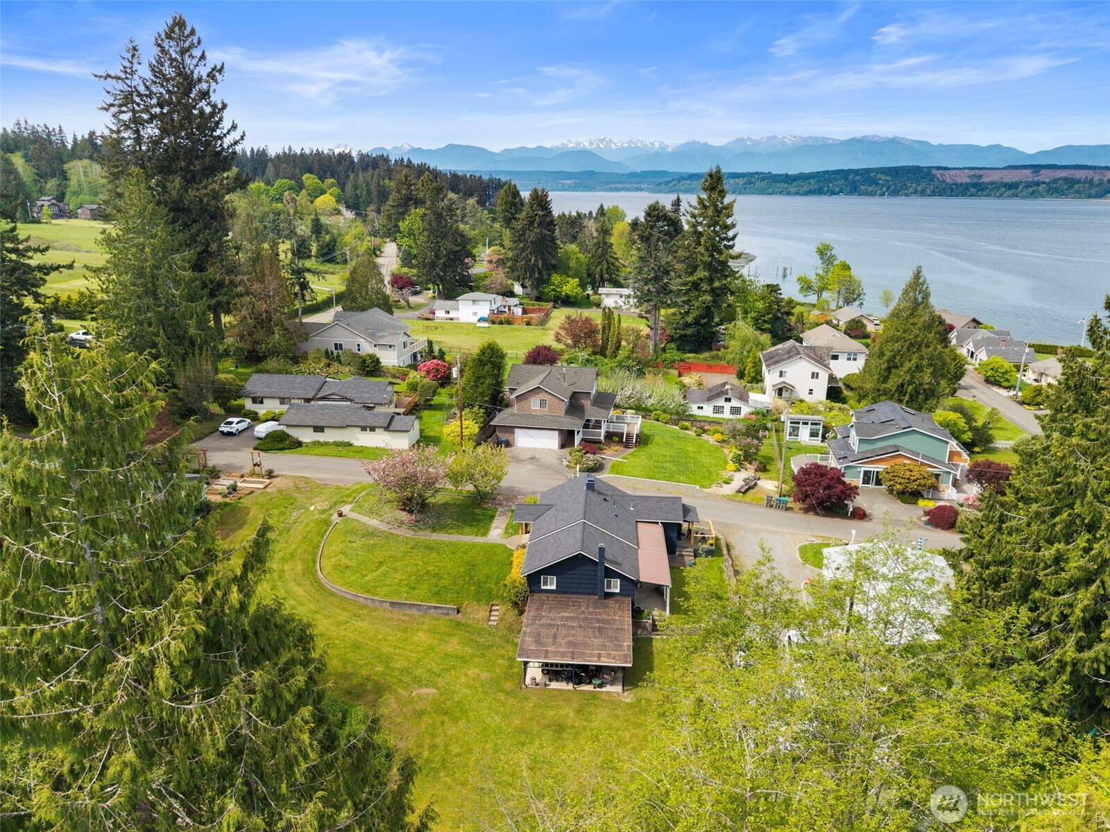 27660 Beham Street NW, Poulsbo, WA 98370