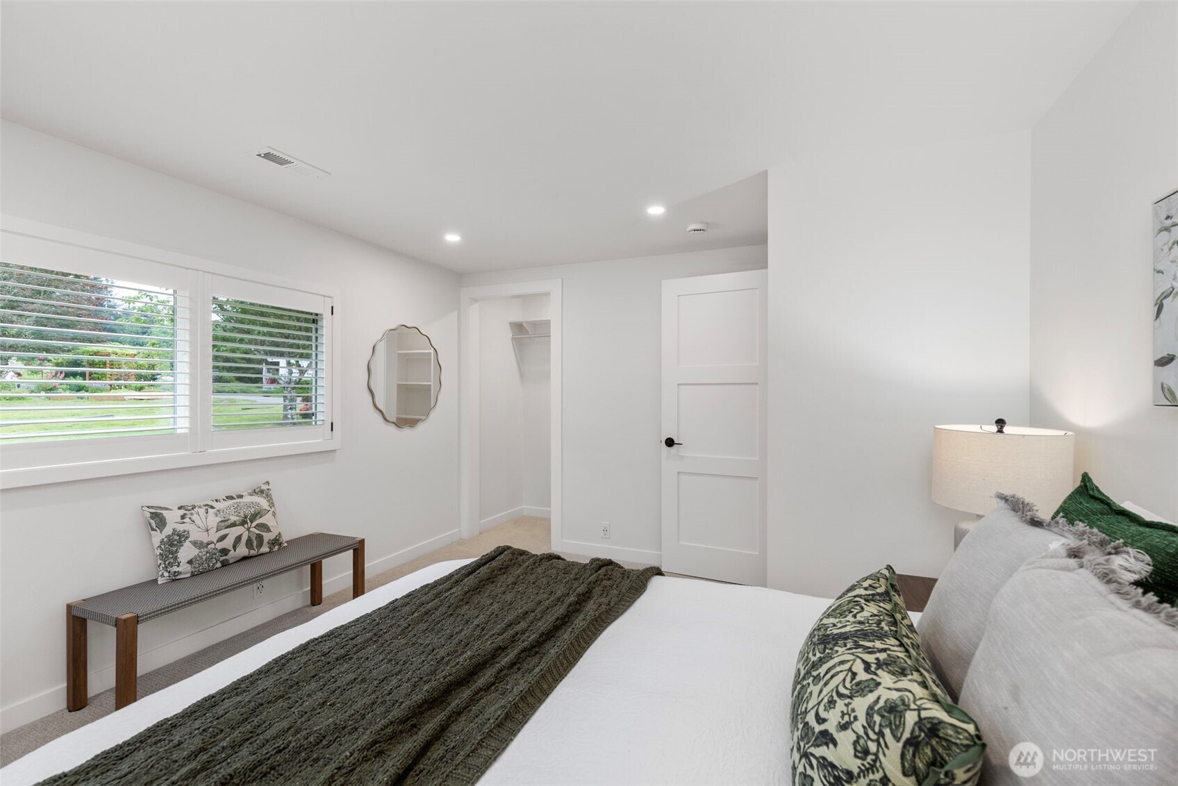 27660 Beham Street NW, Poulsbo, WA 98370