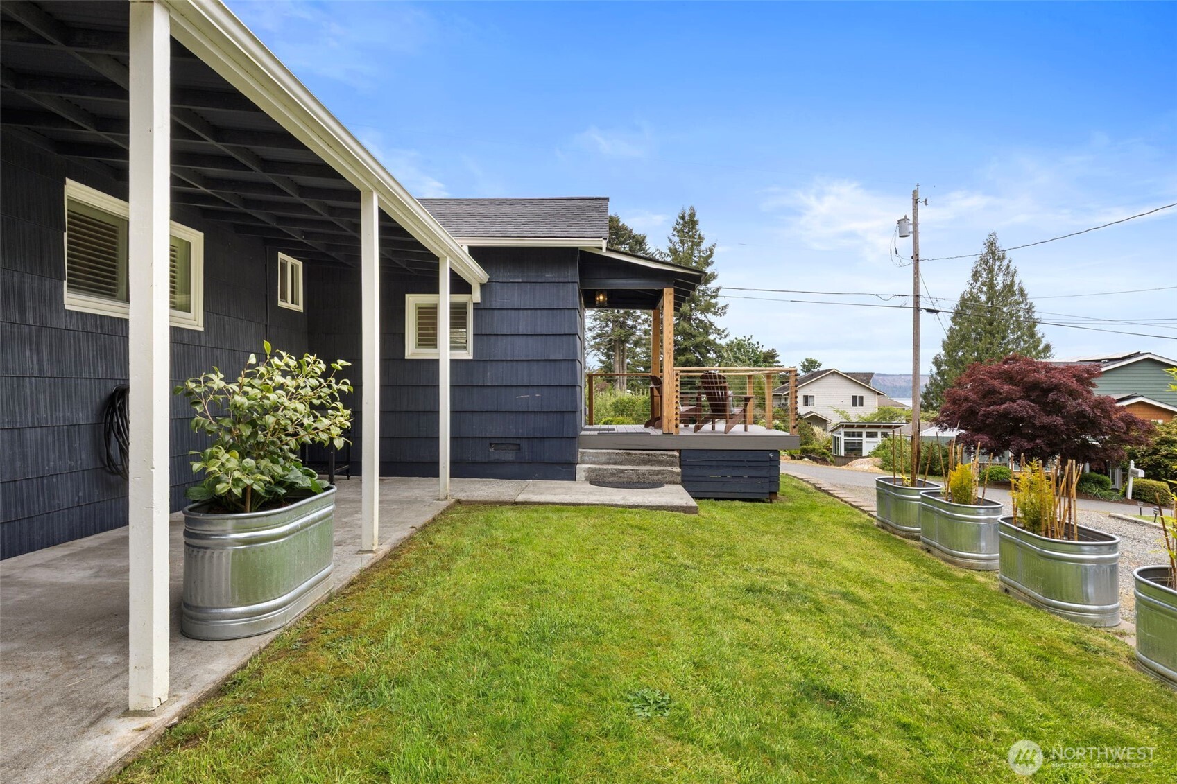 27660 Beham Street NW, Poulsbo, WA 98370