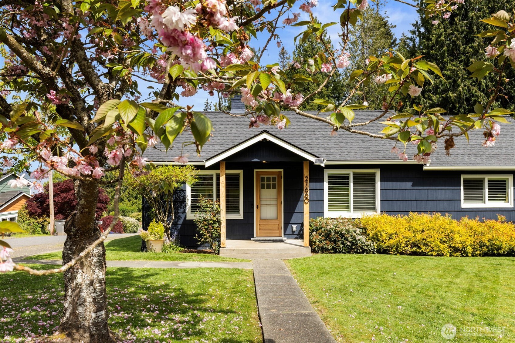 27660 Beham Street NW, Poulsbo, WA 98370