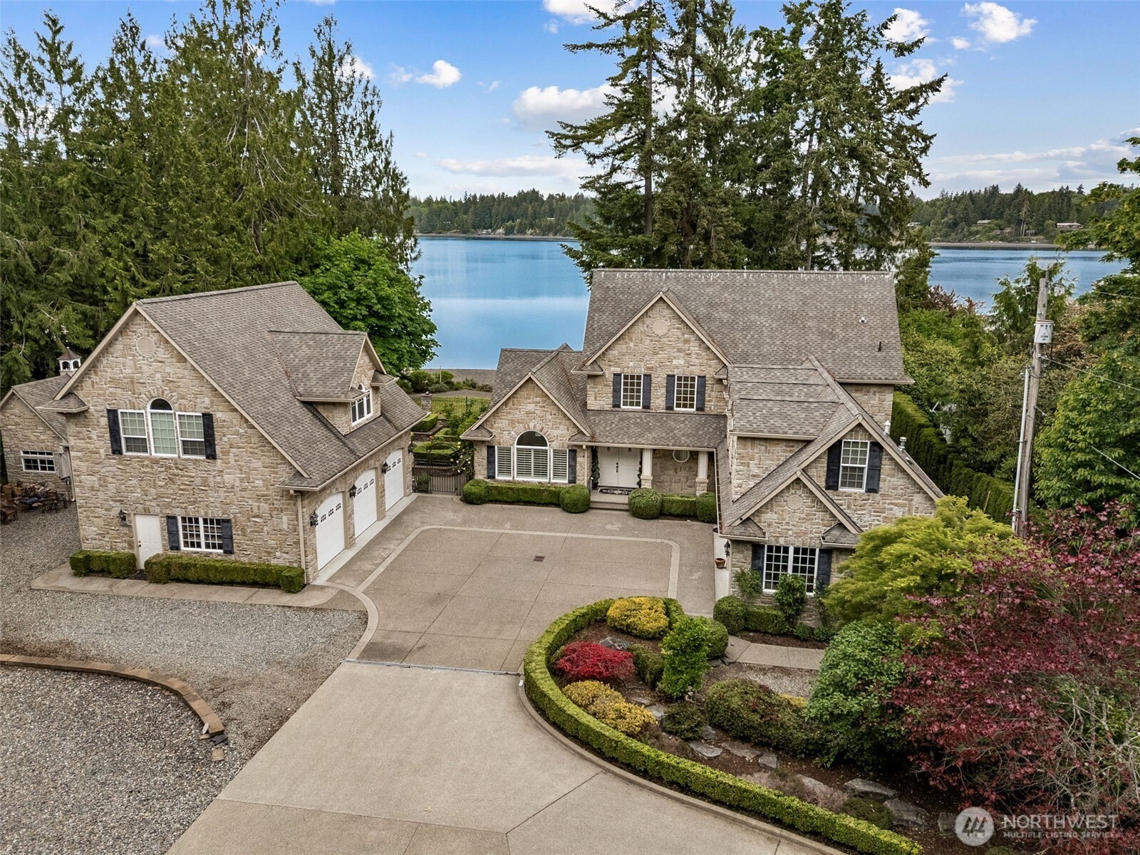 3538 Sunset Beach Drive NW, Olympia, WA 98502