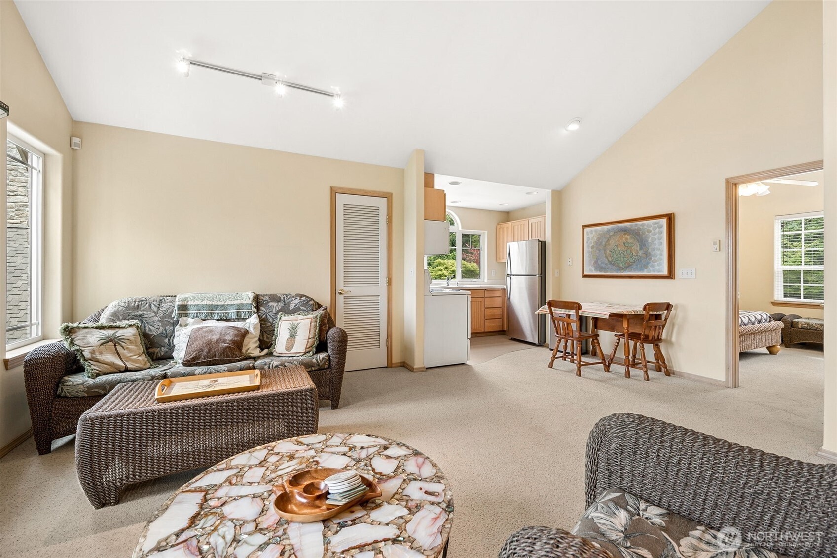 3538 Sunset Beach Drive NW, Olympia, WA 98502