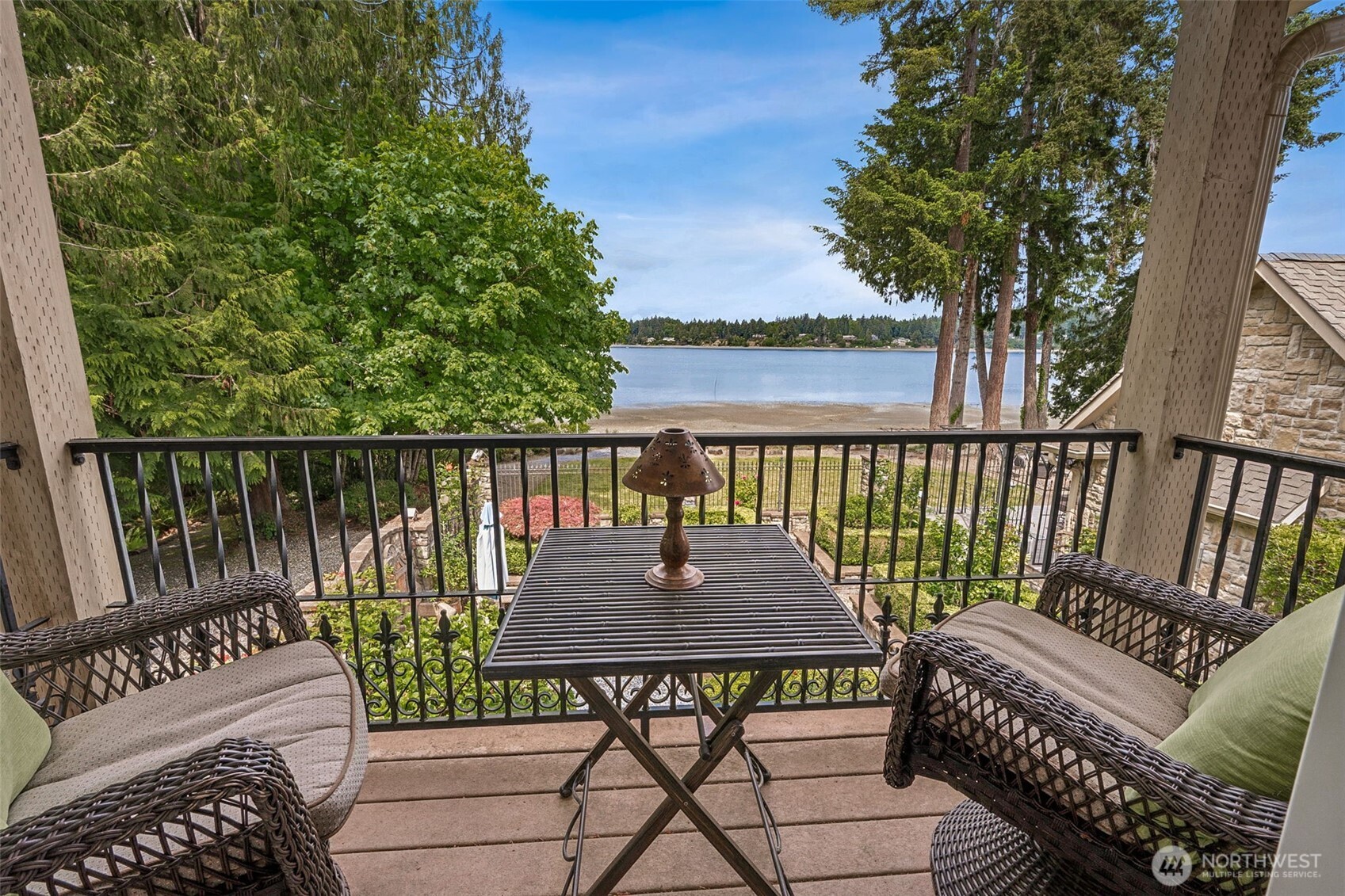 3538 Sunset Beach Drive NW, Olympia, WA 98502