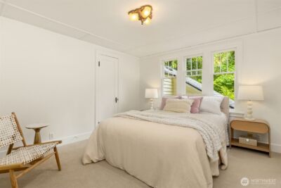 14864 Sivertson Road NE, Bainbridge Island, WA 98110 - Photo 22