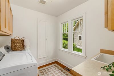 14864 Sivertson Road NE, Bainbridge Island, WA 98110 - Photo 26