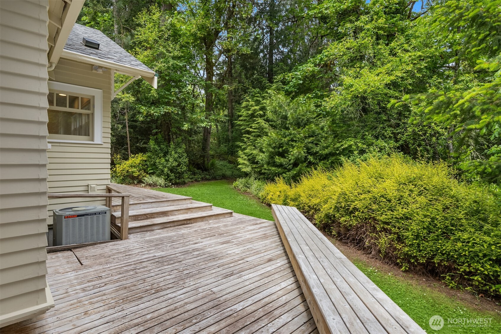 14864 Sivertson Road NE, Bainbridge Island, WA 98110