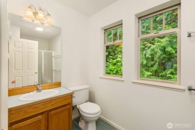 14864 Sivertson Road NE, Bainbridge Island, WA 98110 - Photo 34