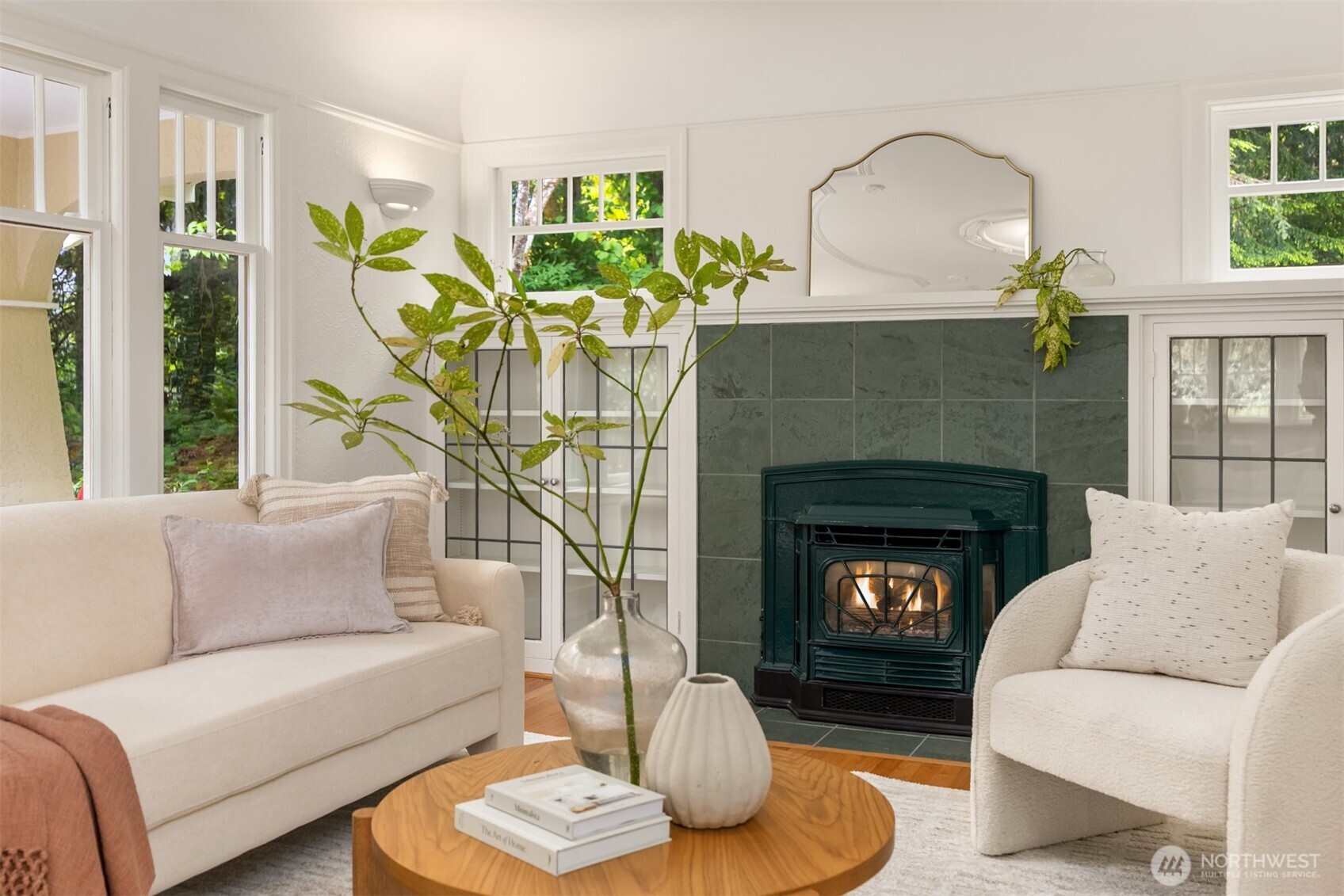 14864 Sivertson Road NE, Bainbridge Island, WA 98110