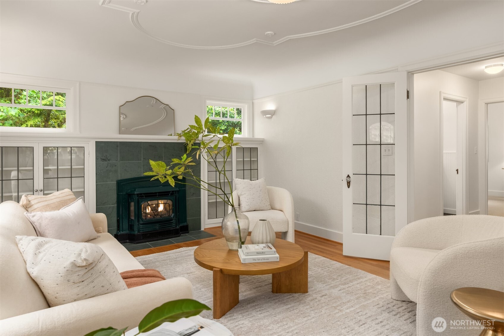 14864 Sivertson Road NE, Bainbridge Island, WA 98110
