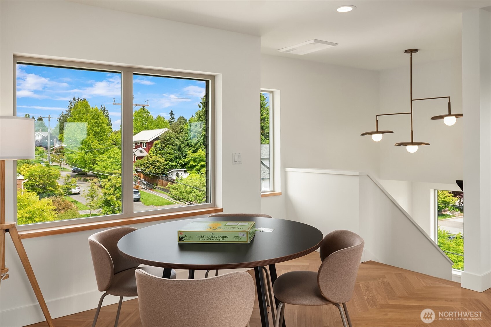 6913 30th Avenue NW, Seattle, WA 98117