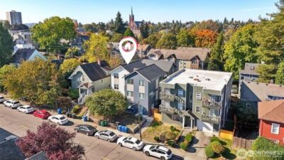 5255 Brooklyn Avenue NE, Seattle, WA 98015 - Photo 3