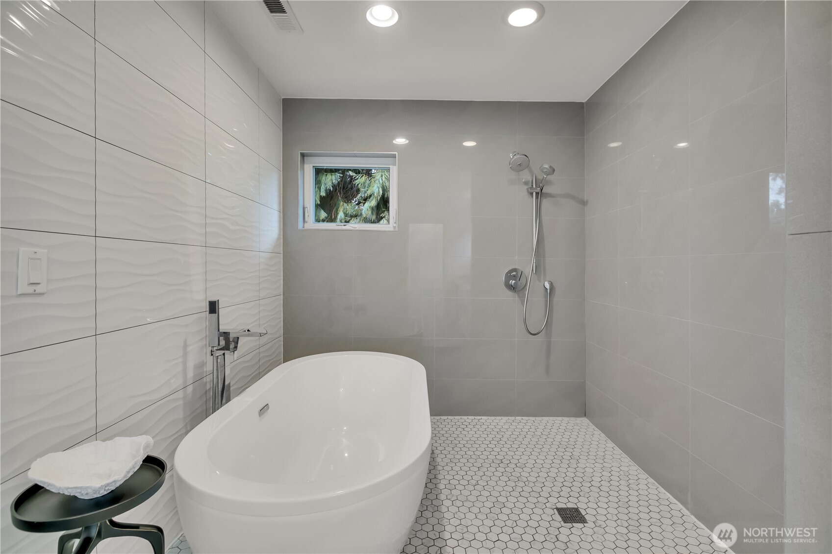 5942 21st Avenue SW, Seattle, WA 98106