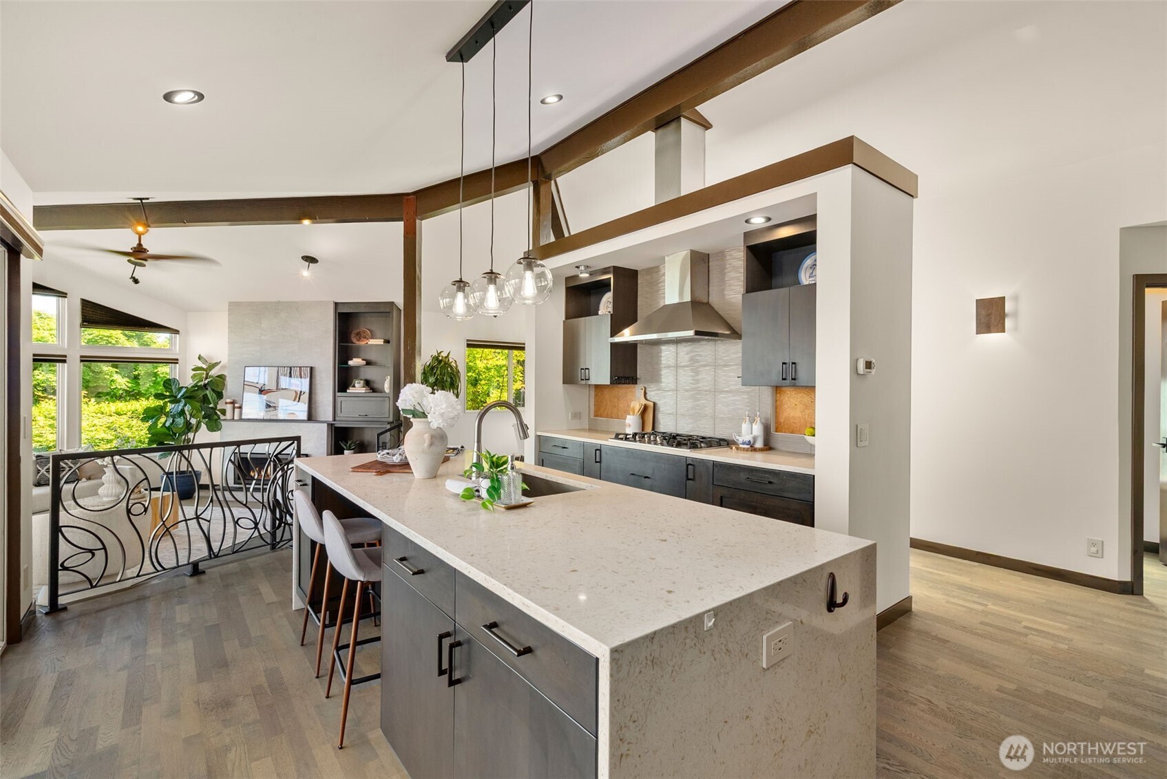 10847 Bill Point Bluff NE, Bainbridge Island, WA 98110