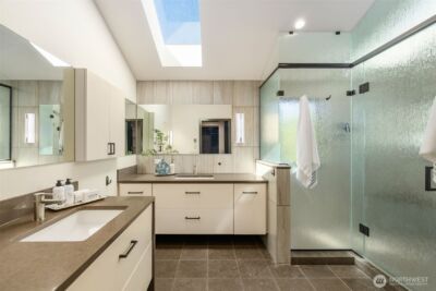 10847 Bill Point Bluff NE, Bainbridge Island, WA 98110 - Photo 24